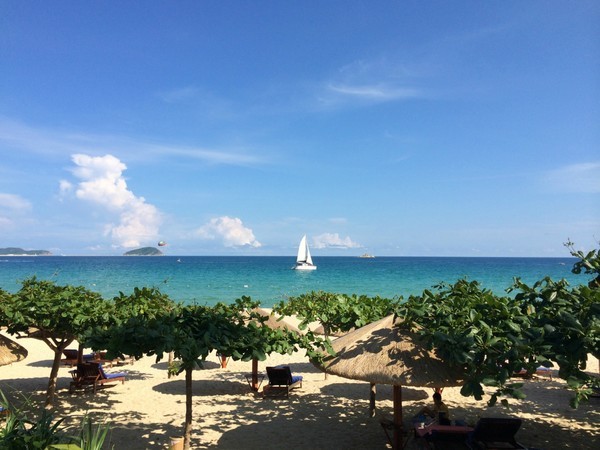 海南碧海蓝天，未来天气晴朗预告