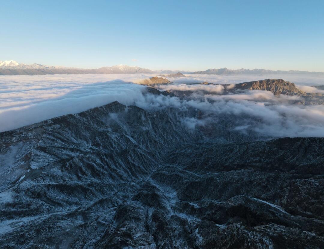 牛背山实时天气预告：最新气象资讯速览